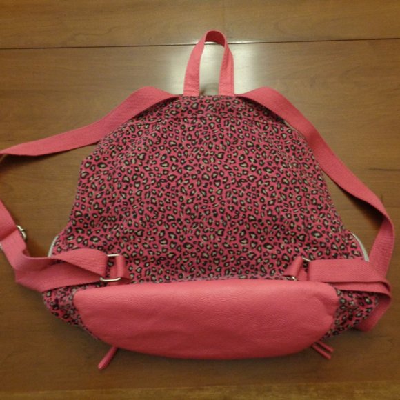 Pink Leopard Print Backpack - Picture 3 of 4